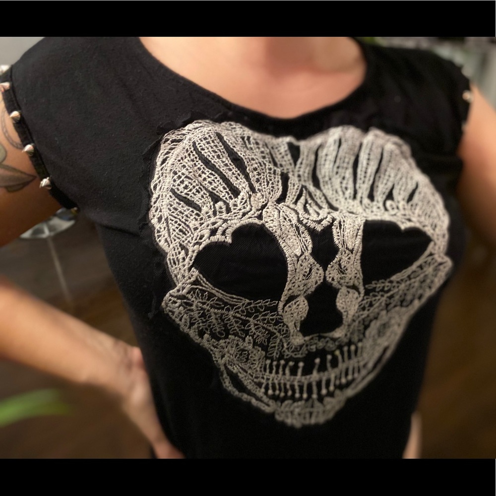 Black Lace skull Shirt 🖤 💀